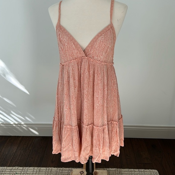 By Together Quinn Tiered Mini Dress in Coral. Size Small - Picture 1 of 6